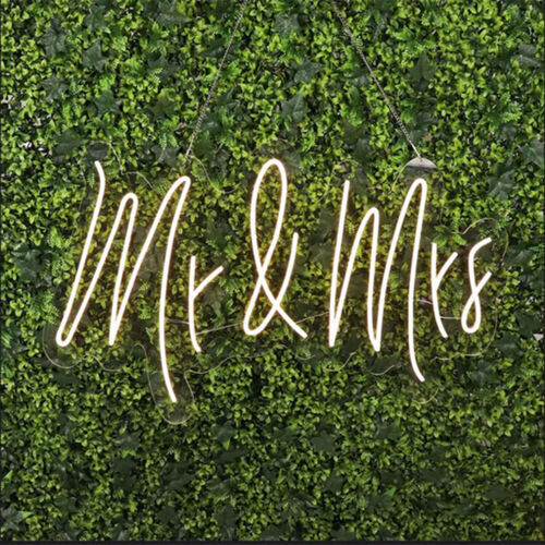 MR & MRS (33’x23’)